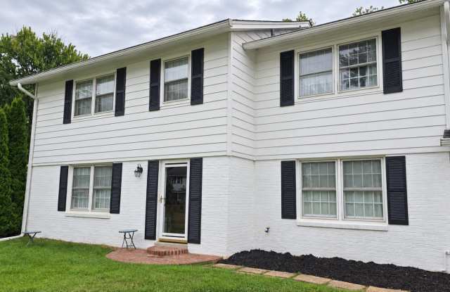 17501 Park Mill Dr Gallery 2