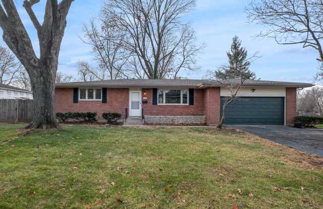 420 Stoneybrook Drive photos photos