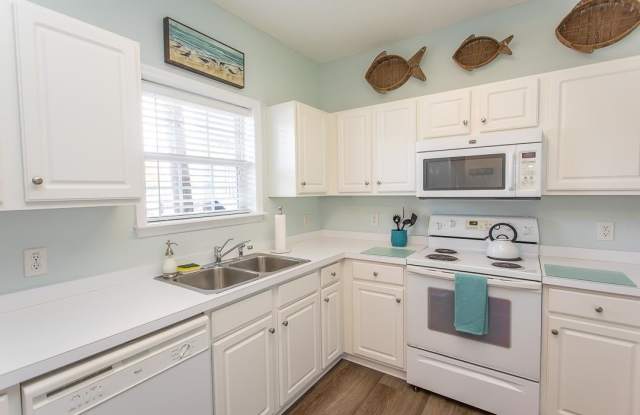 5801 Oyster Catcher Dr. Gallery 2