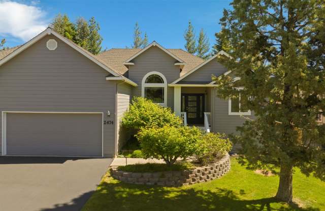 Charming Awbrey Butte Home Available NOW photos photos