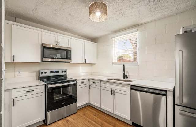 410 South Columbia Street - A2 photos photos