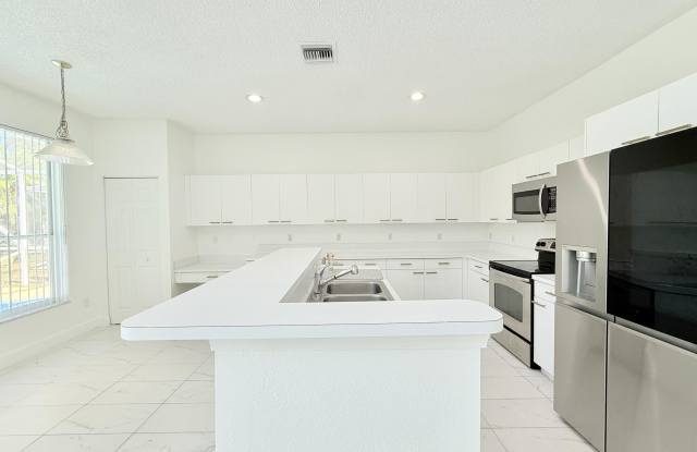 10875 Old Bridgeport Lane Gallery 3