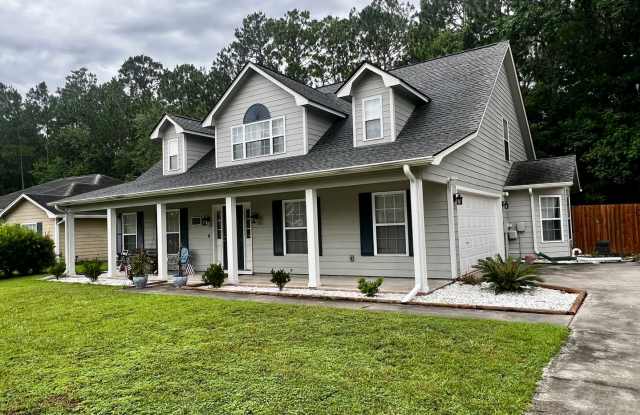 FOUR BEDROOM and THREE BATH Home For Rent photos photos