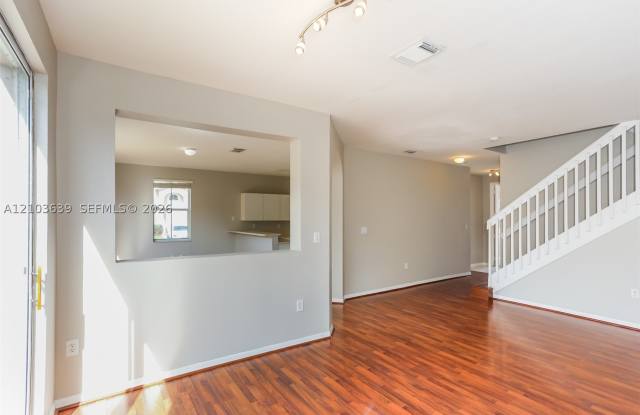 13866 SW 274th Ter Gallery 2