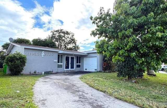 8590 NW 25th Ct Gallery 1