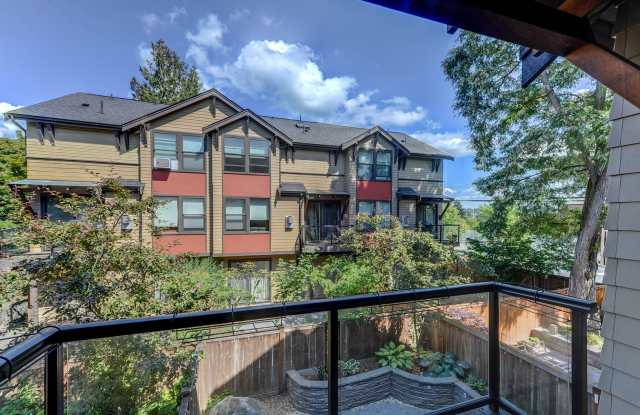 Ballard Townhome Gallery 3
