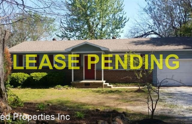1214 W. Mt Comfort - 1214 West Mount Comfort Road, Fayetteville, AR 72703