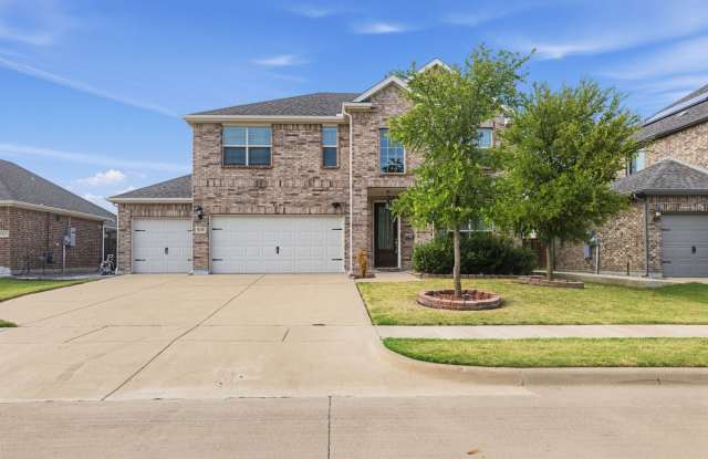 Spacious 4-Bedroom Home in ArrowBrooke with Huge Backyard & 3-Car Garage photos photos