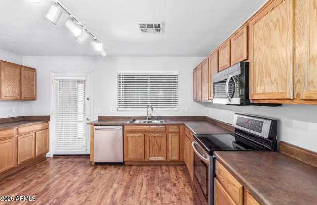 1924 S 172nd Lane Gallery 4