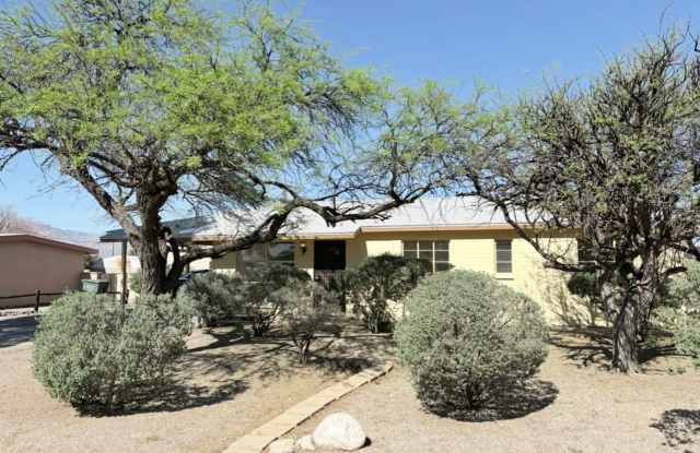 3 Bed/2 Bath home with backyard and swimming pool! photos photos 3 Bed/2 Bath home with backyard and swimming pool! photos photos