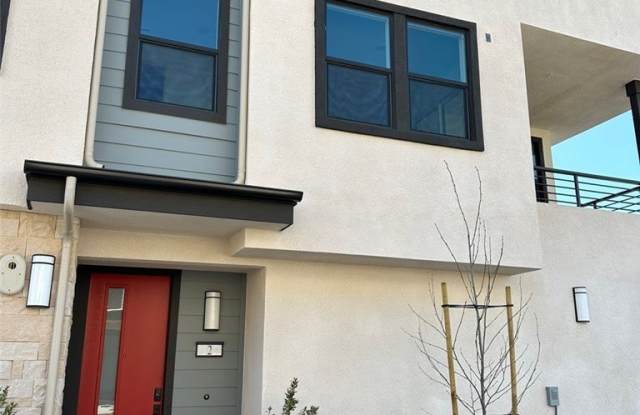 2957 W. Lincoln Avenue photos photos