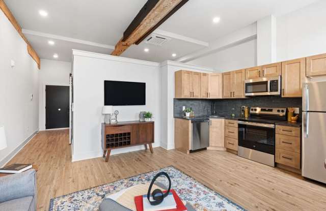 201 Leverington Avenue - 209 Gallery 2