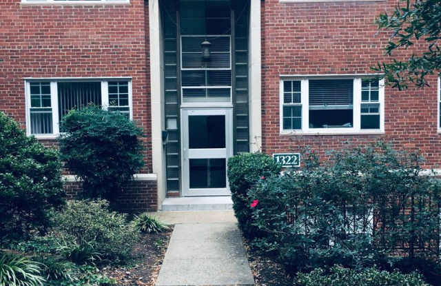 Exceptional Location 1 Bedroom 1 Bathroom Condo Newly remodeled photos photos