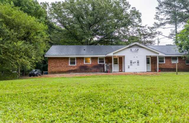 3618 Bowling Drive Gallery 3