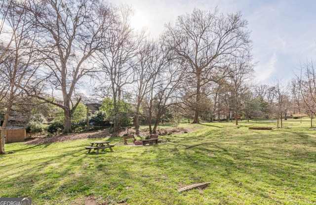 656 Park Village Drive NE Gallery 2