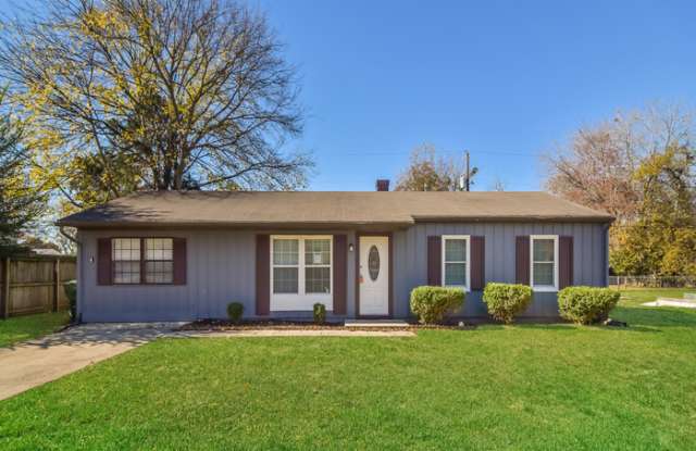 2115 Fernbrook Drive Northeast photos photos