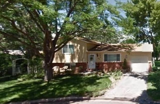 1703 Ellen Court - 1703 Ellen Court, Loveland, CO 80537