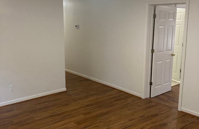 3/2 Updated House in East Rome $1,295 Gallery 4
