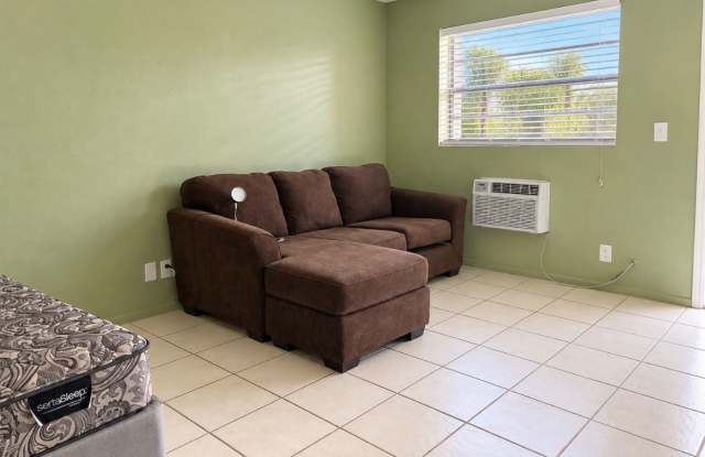 5845 Northwest 19th Street - B Gallery 4