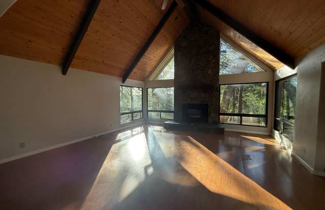 Picturesque Mountain Living with Detached Guest Studio in Alta Sierra photos photos
