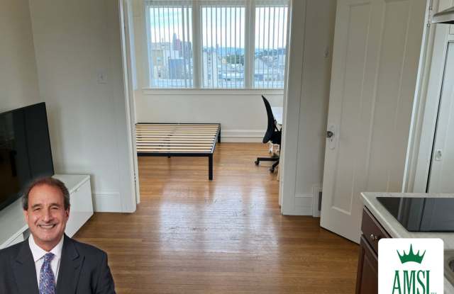 Cool Pad Near USF with Fantastic City Views**Open Sunday, 12:30-1:30. photos photos