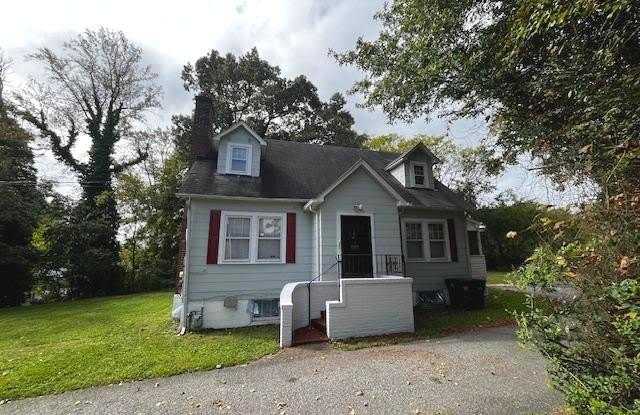 4907 BRADDOCK Road - 4907 Braddock Road, Camp Springs, MD 20748