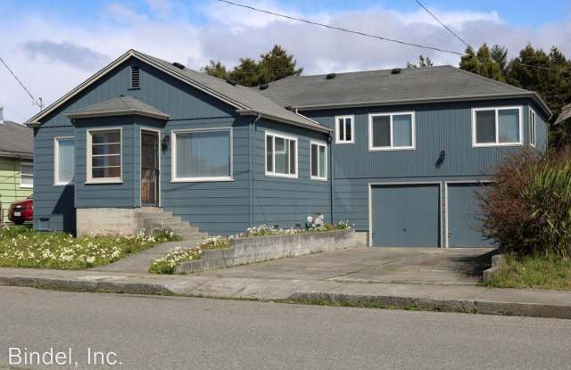 3369 H ST - 3369 H Street, Eureka, CA 95503