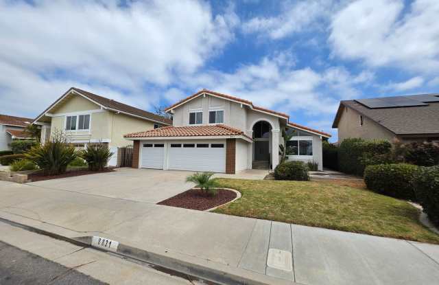 Completely Remoldeled: 4 Bedroom 3 Bathroom Home photos photos