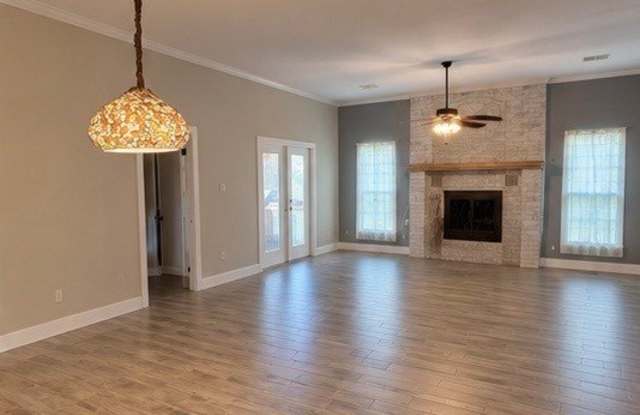 222 Preston Hollow Gallery 3