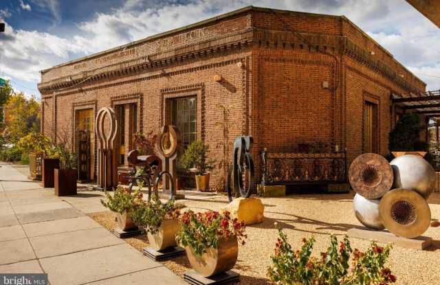 114 GREEN Lane photos photos