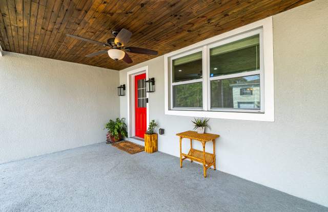 801 East Baker Street photos photos
