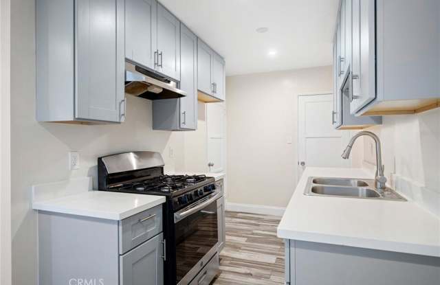 2930 Fairmount Avenue photos photos
