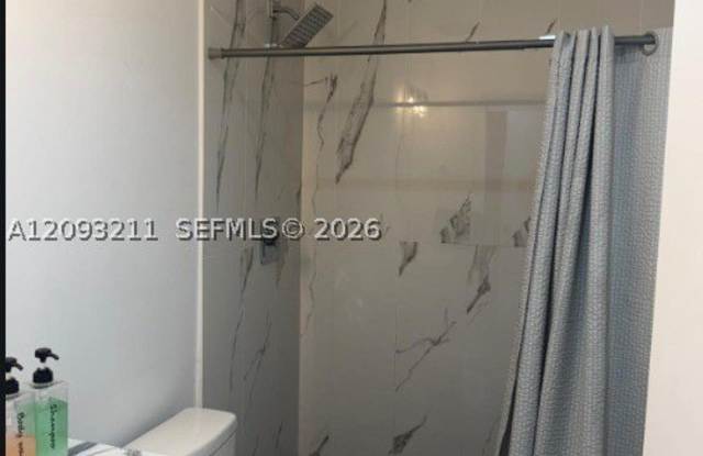 645 Palmetto Dr Gallery 4