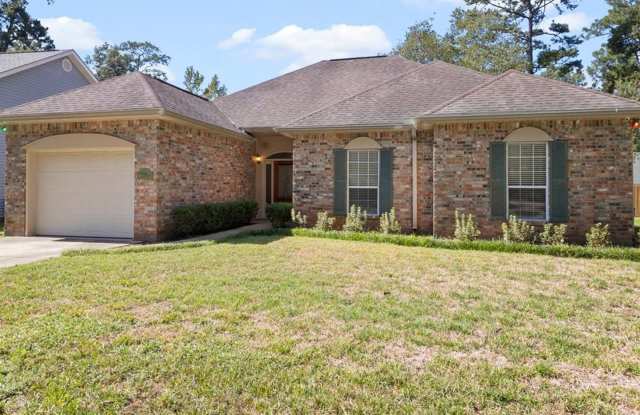 Greenleaves gem 3 bd 2 ba home, fenced yard! photos photos