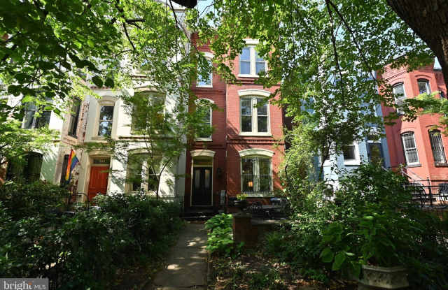 639 MASSACHUSETTS Avenue NE photos photos
