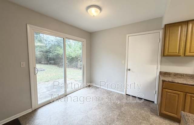 408 West Nightingale Circle Gallery 4
