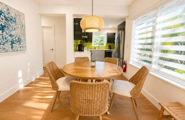 800 SE 11TH Court, Fort Lauderdale, FL 33316 Gallery 4