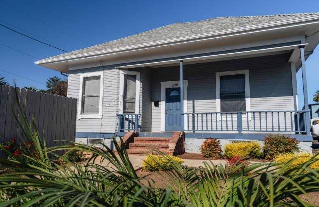 Updated 4 Bedroom House at the Doorstep to Cal Poly - 1238 Foothill Boulevard, San Luis Obispo, CA 93405 Updated 4 Bedroom House at the Doorstep to Cal Poly - 1238 Foothill Boulevard, San Luis Obispo, CA 93405