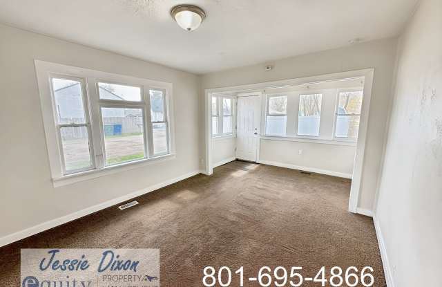 940 Kiesel Avenue Gallery 3