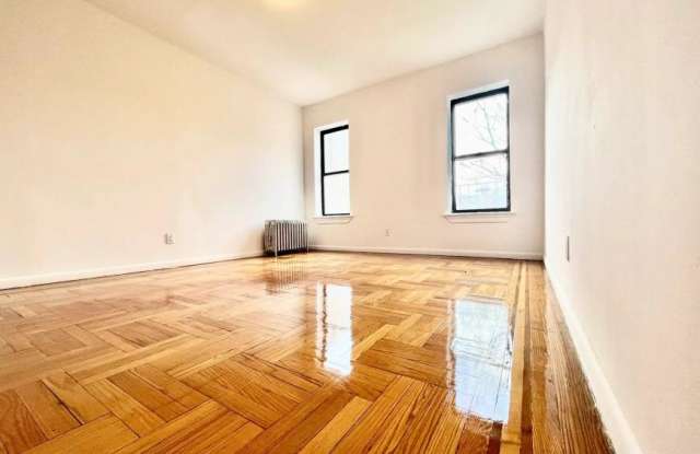 3291 Hull Avenue Gallery 2