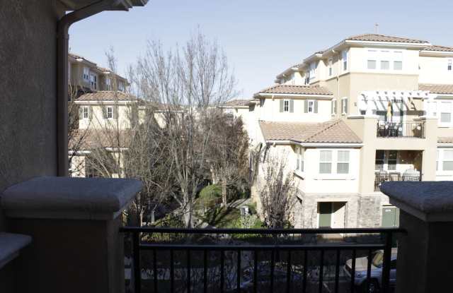 The Courtyards at Dublin Ranch Stunning Townhouse 3BD/2.5BA Spacious Floor Plan photos photos The Courtyards at Dublin Ranch Stunning Townhouse 3BD/2.5BA Spacious Floor Plan photos photos