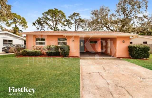 4435 Huntington Street Northeast - 4435 Huntington Street Northeast, St. Petersburg, FL 33703