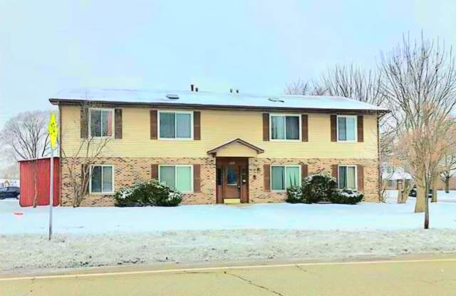 470 Echo Lane - 470 Echo Lane, Aurora, IL 60504