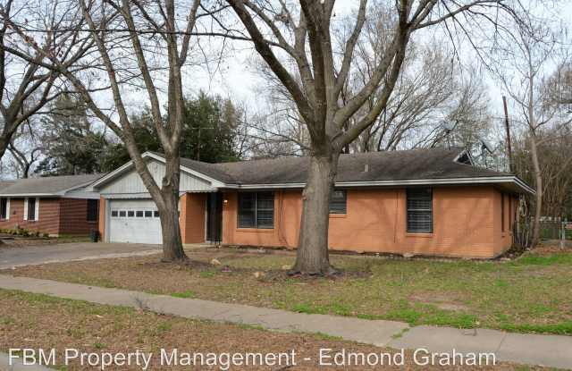 1508 Nichols Street - 1508 Nichols Street, Ennis, TX 75119