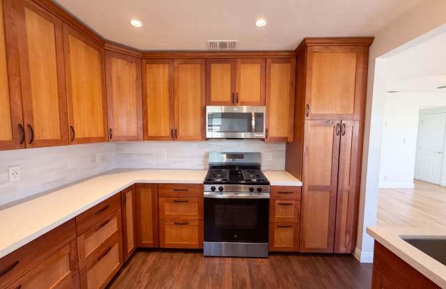 14946 Dunton Dr Gallery 4