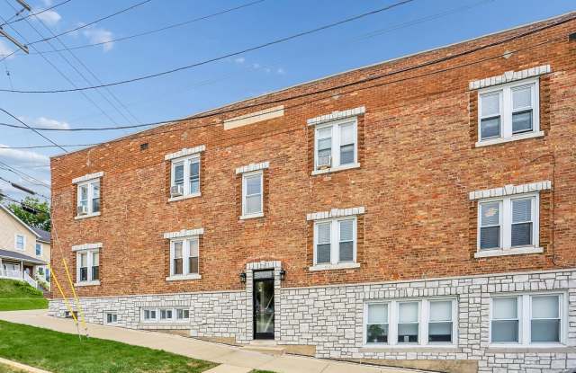 226 Lemont Street Gallery 1