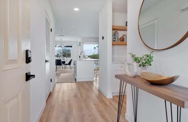 80076 Palm Cir Drive Gallery 3