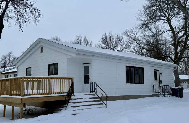 401 West Douglas Avenue photos photos