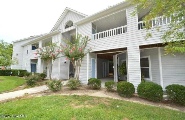 118 Breezewood Drive unit: D - 118 Breezewood Drive, Greenville, NC 27858