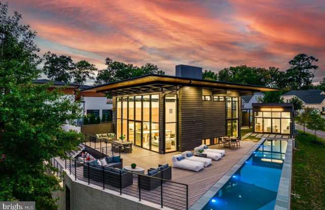 9433 FERRY LANDING Court Gallery 2